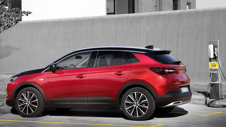 Πόσο κοστίζει το plug-in υβριδικό Opel Grandland X;